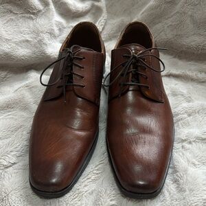 Men’s Size 9 Brown Leather Florsheim Dress Shoe